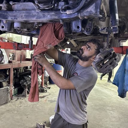 Bab Al Salam Mechanic Working